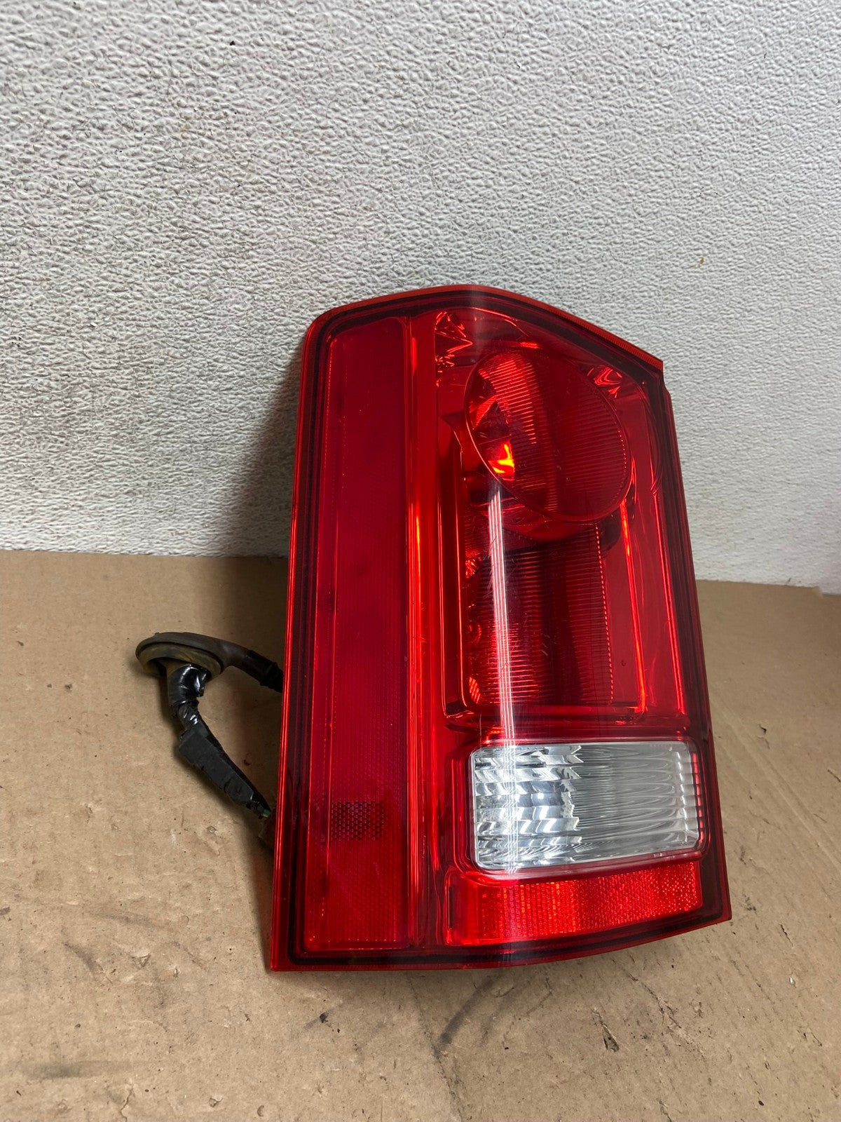 2009 to 2015 Honda Pilot Left Driver Lh Side Tail light AG4904 LK2