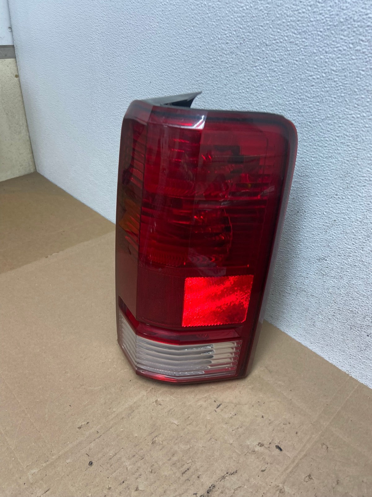 2007-2011 Dodge Nitro Tail Light Right Passenger Rh Side AE6120 LK1