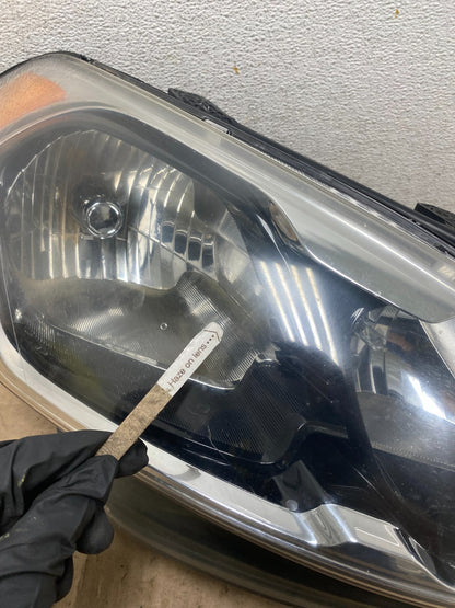 2012 - 2013 Kia Soul Right Passenger RH Headlight Halogen TYC AG4893 DW5