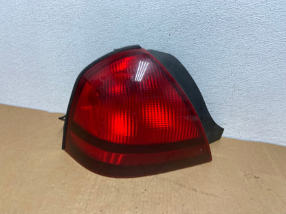 2003-2011 Mercury Grand Marquis Left Driver Lh Side Tail Light AC8442 LK0