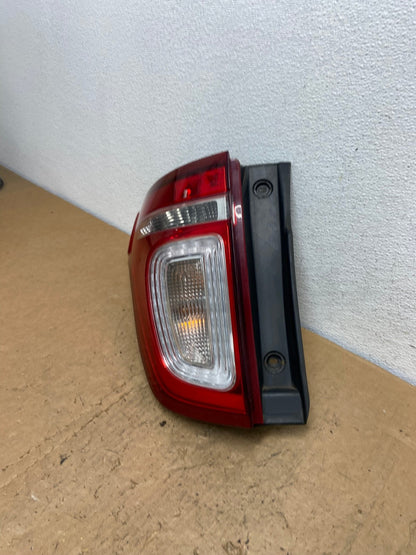 2011 2012 2013 2014 2015 Ford Explorer Left Driver LH Side Tail light AD0678 LK1