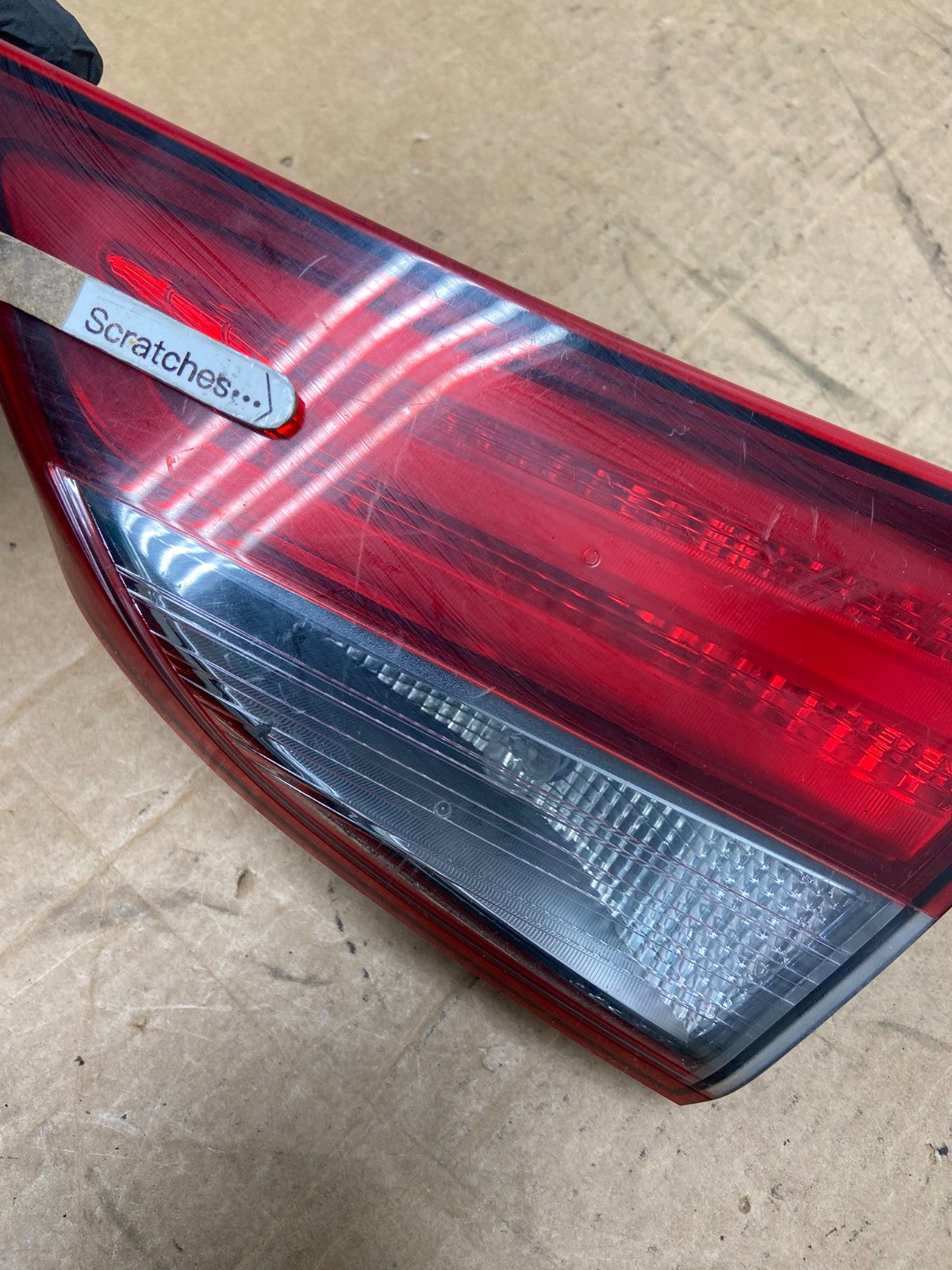 2014 2015 2016 Hyundai Elantra Sedan Right Passenger Inner Tail Light AD6283 LK3