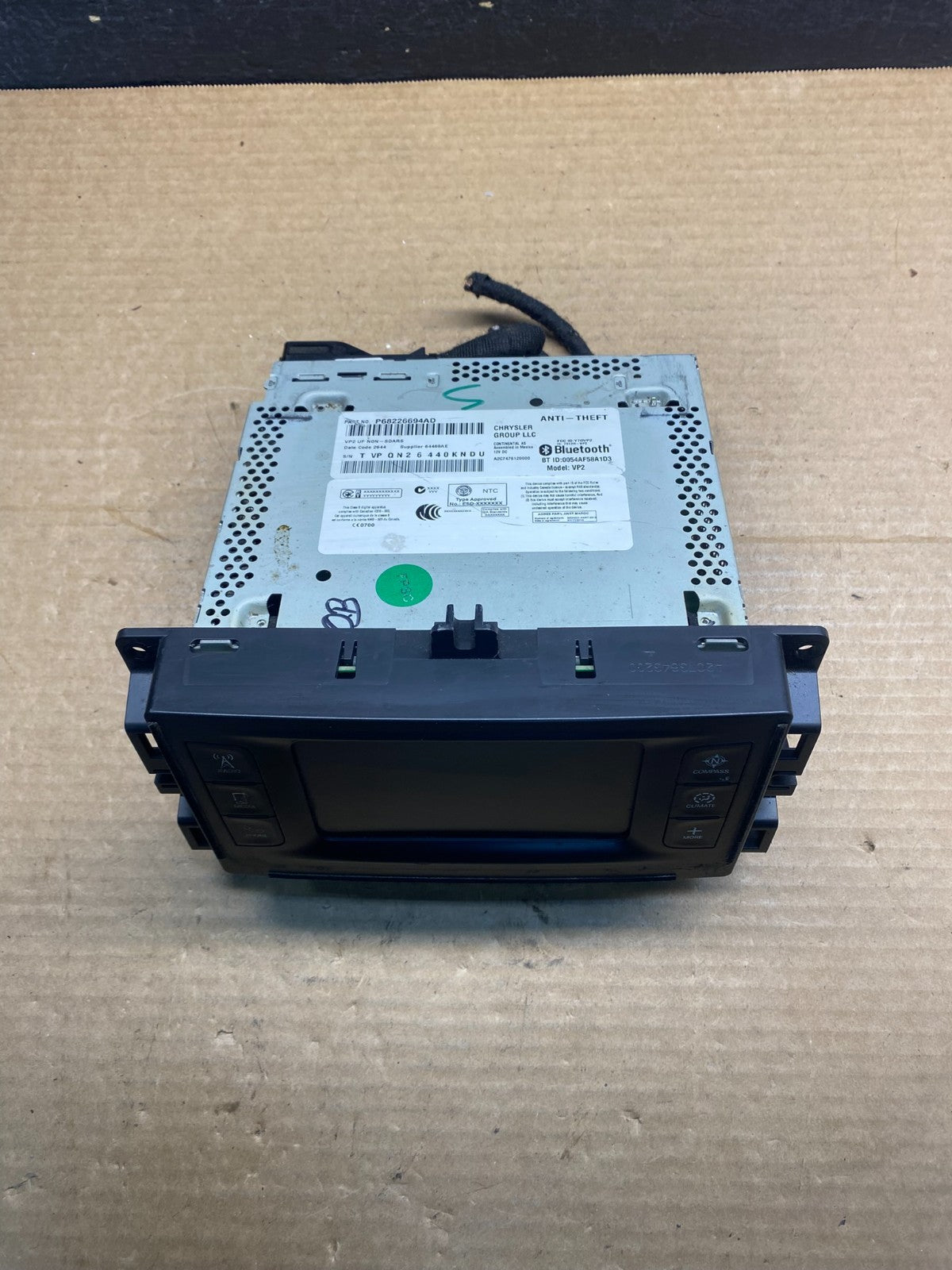 2015 to 2016 Chrysler 200 Radio Receiver Display Screen Player af7830 DG3
