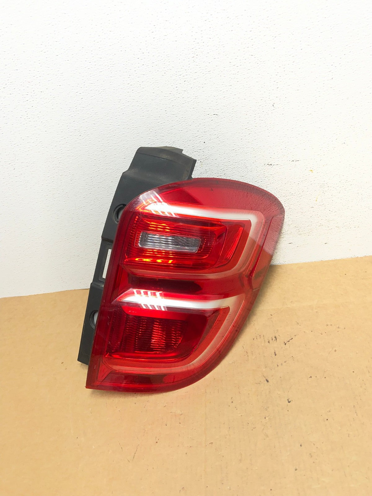 2016 to 2017 Chevrolet Equinox Right Passenger RH Side Tail Light AD4721 LK0