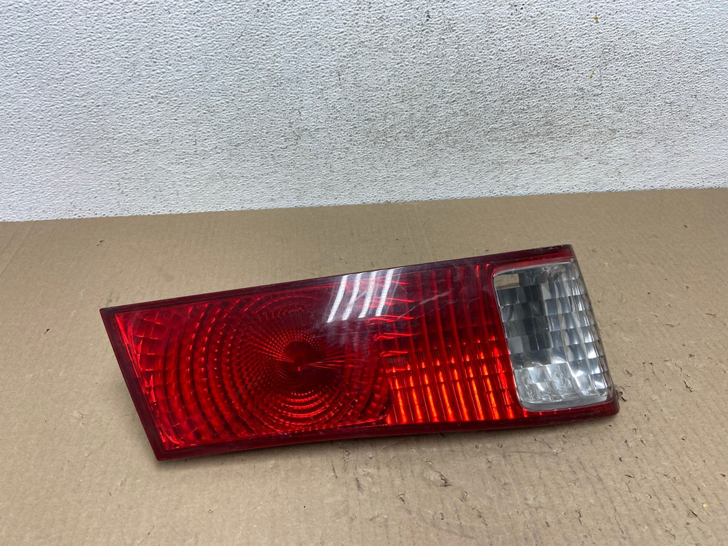 2000-2001 Toyota Camry Tail Light Left Driver LH Side Inner AE9724 LK0