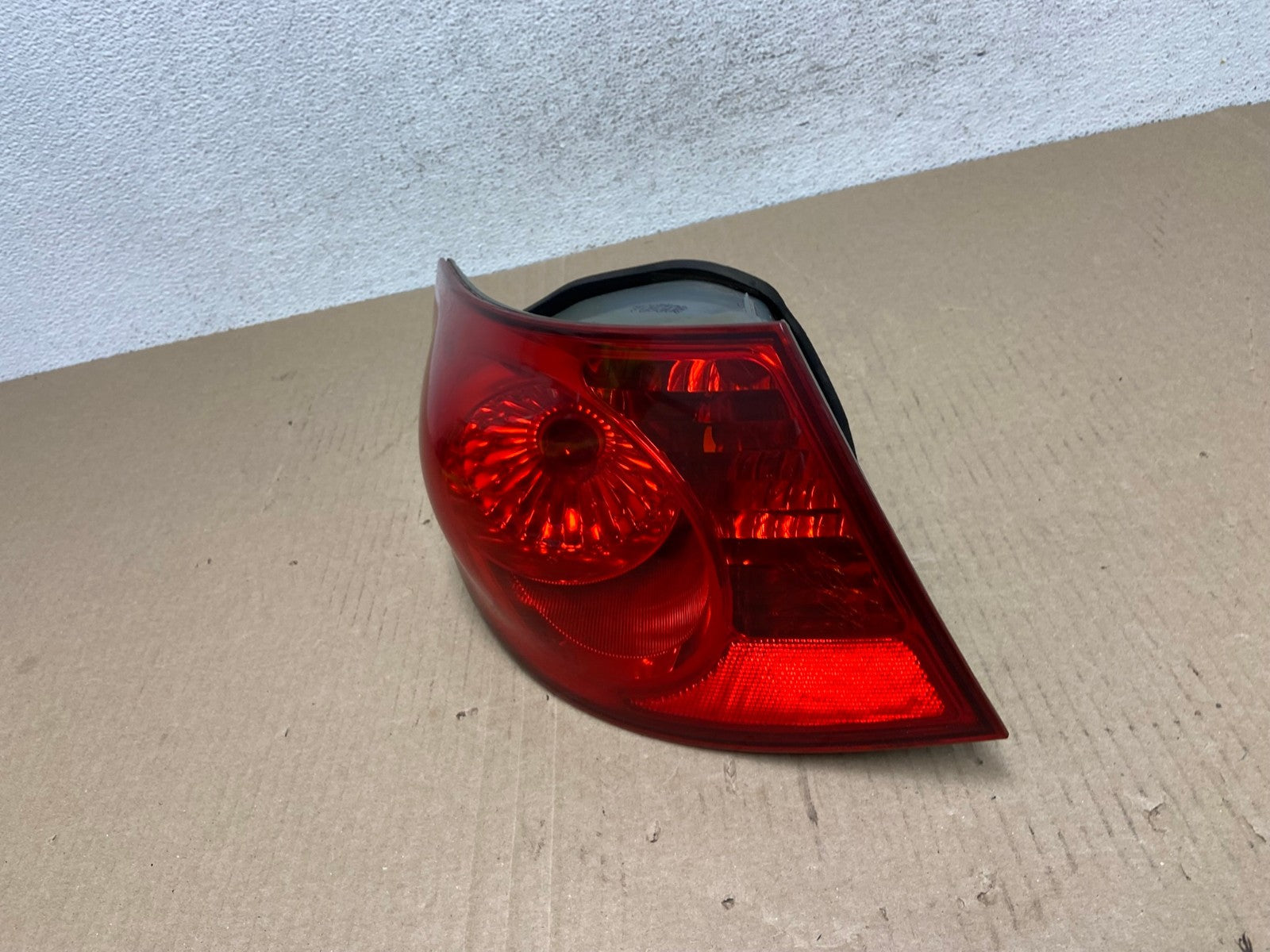 2007 to 2010 Hyundai Elantra Sedan Left Driver Side Tail Light AF5801 LK1