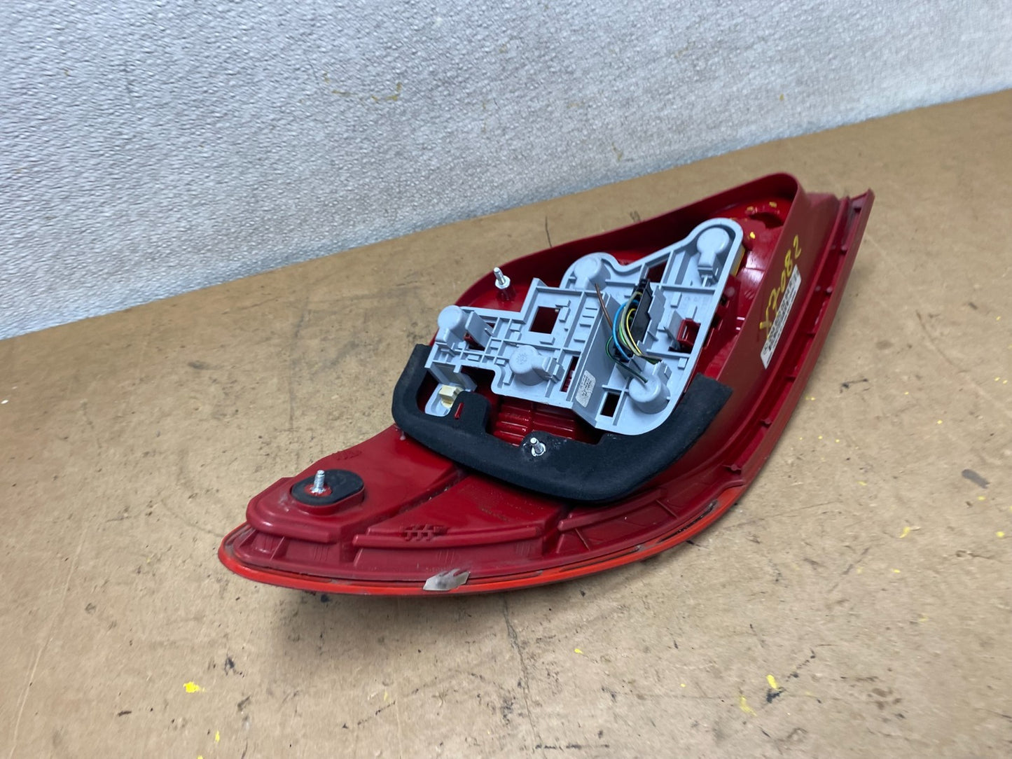 2008 2009 2010 2011 Mercedes C-Class Right Passenger Tail Light Oem X7082 PS7