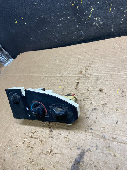 1997-2014 Ford Van Econoline E150 E250 Heater Climate Fan Control x1160 DG2