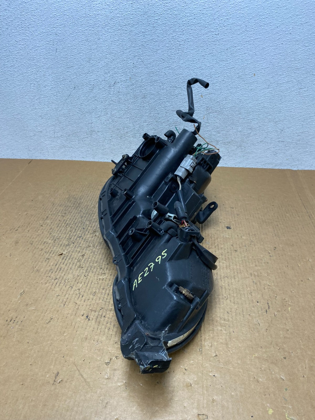 2001 to 2005 Lexus GS430 Gs300 Left Driver Lh Headlight Halogen AE2795 DW6
