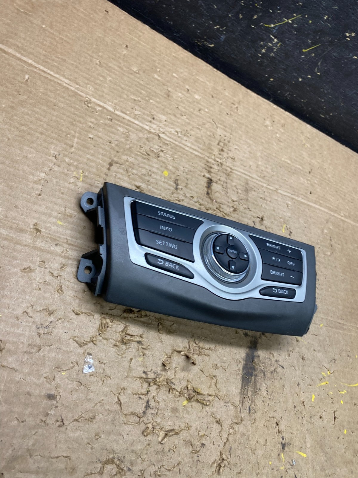 2009-2014 Nissan Murano AM FM Radio CD Control Panel X1308 DG1