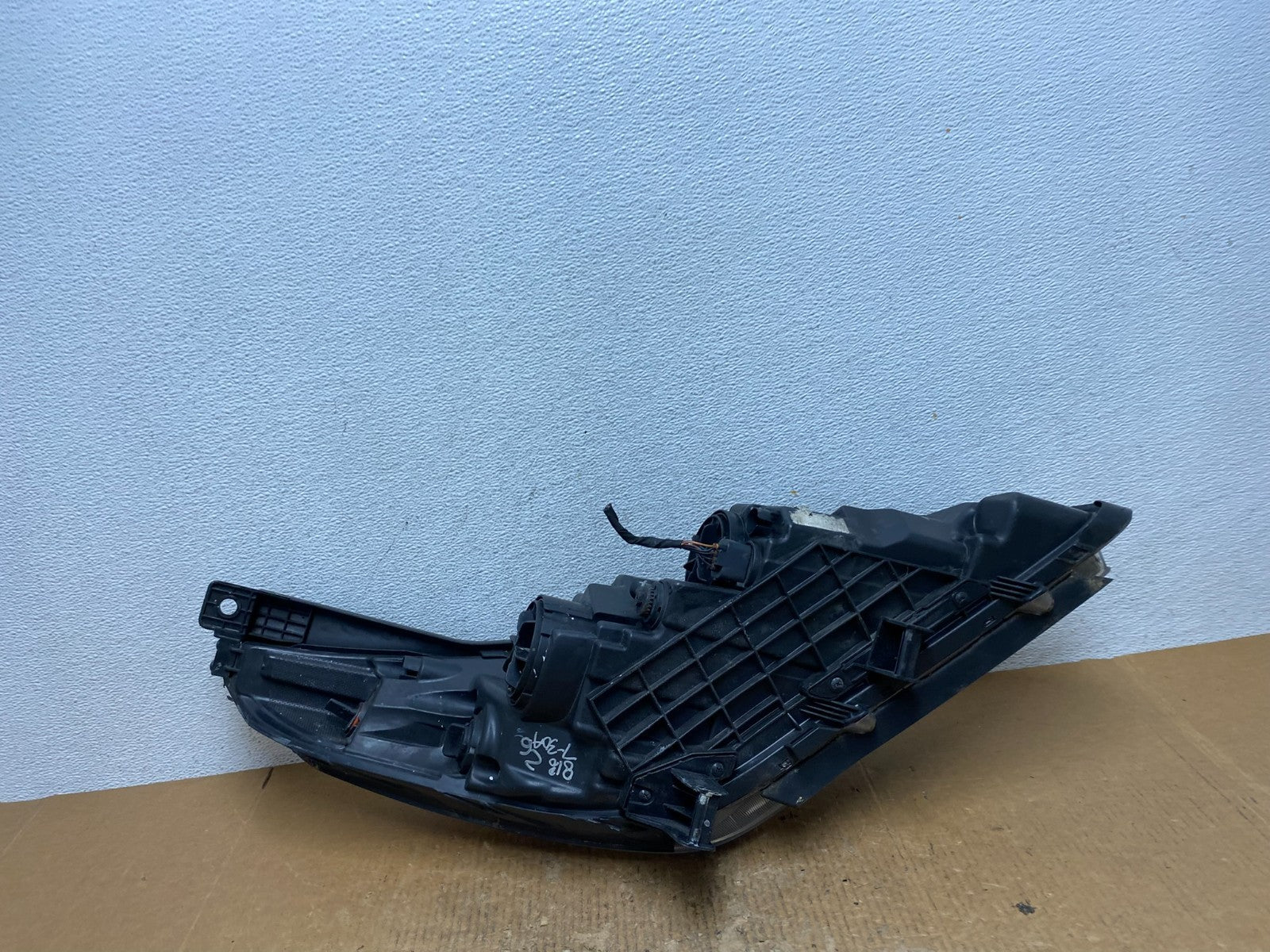 2015-2017 Hyundai Sonata Left Driver LH Side Halogen Headlight AE2817 DW11