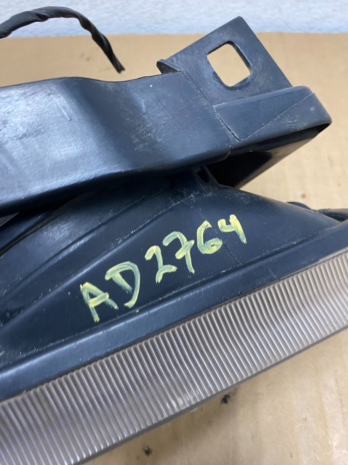 1992 to 1999 BMW 3 series E36 Left Driver LH Side Headlight AD2764 DW11