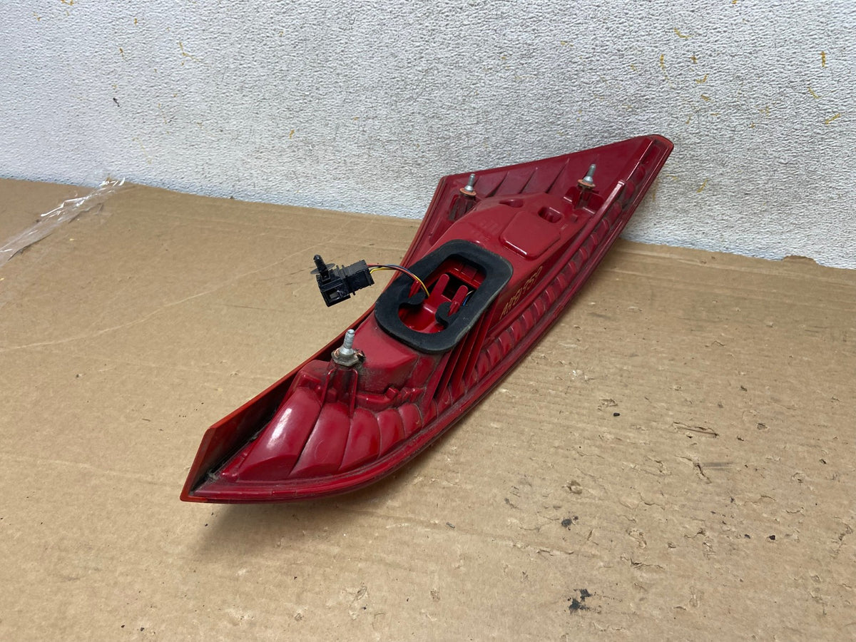 2009 to 2012 Audi Q5 Right Passenger RH Side Tail light AH8959 LK3
