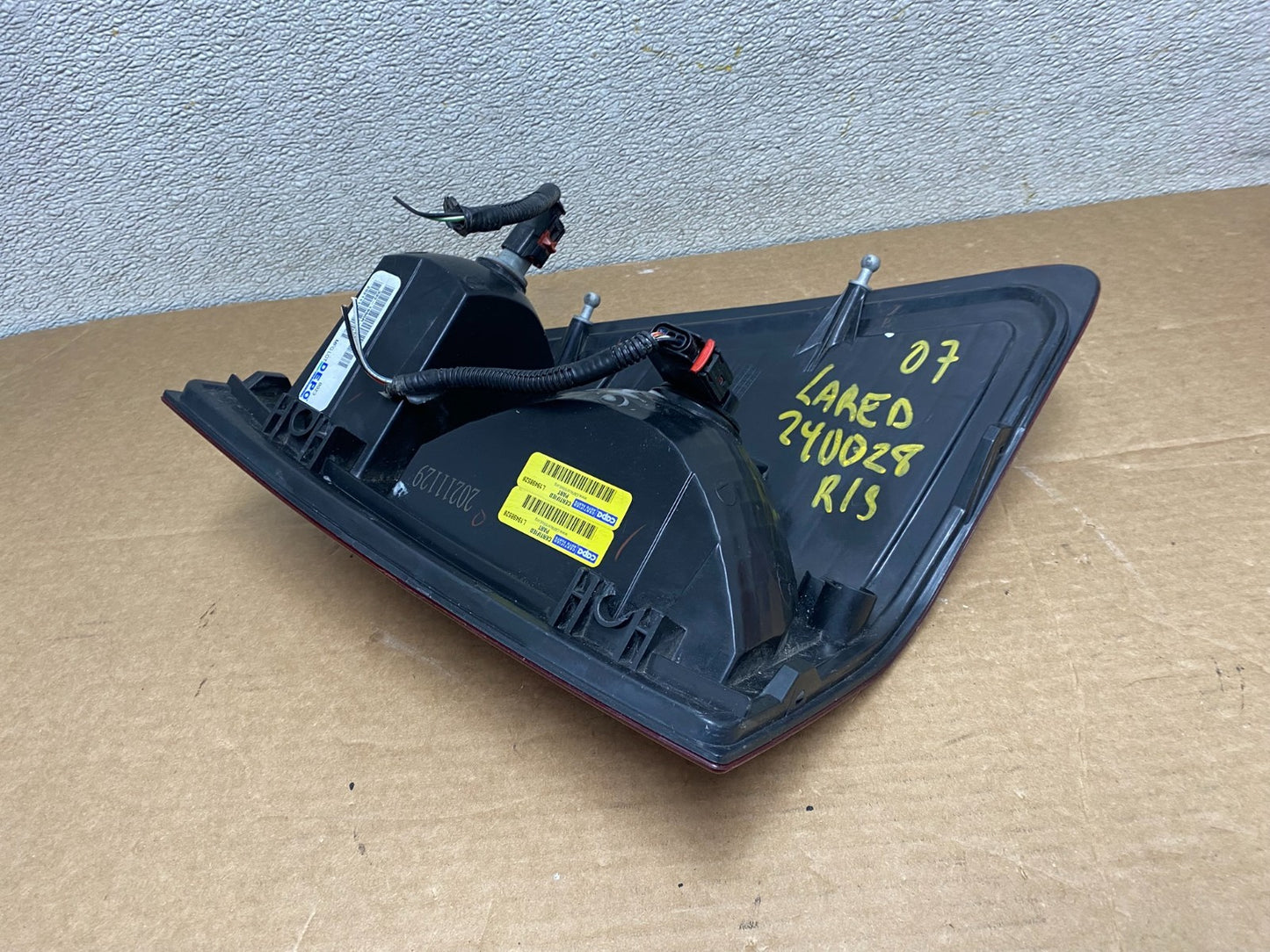 2007 2008 2009 2010 Jeep Grand Cherokee Right Passenger Tail Light Z1329 DW5