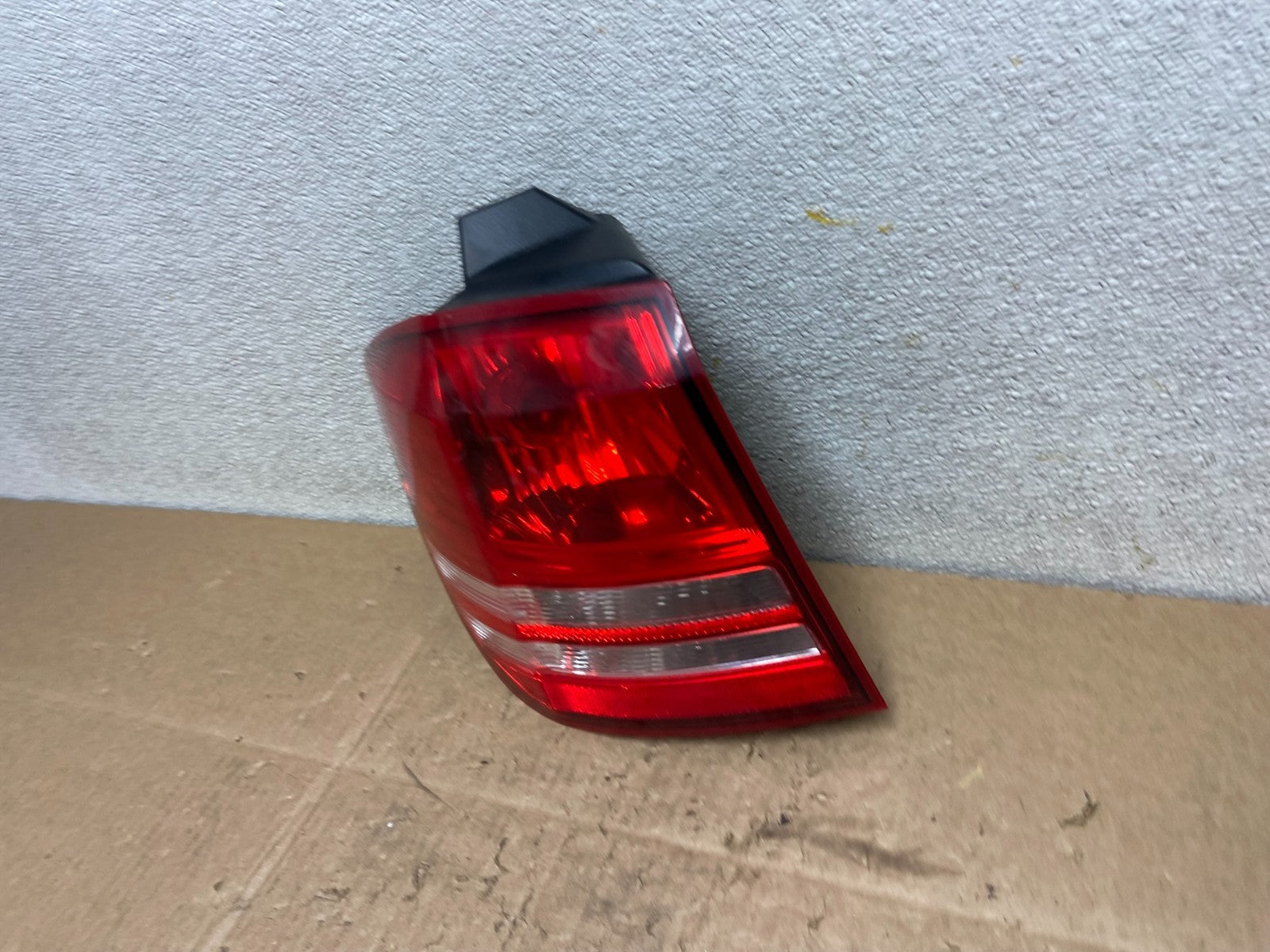 2009 2010 2011 Dodge Journey Left Driver Lh Tail Light Oem Y9057 DW1