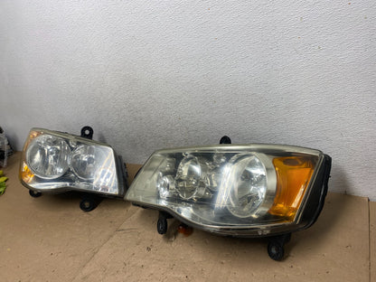 2008 to 2016 Chrysler Town and Country Left+Right Side Headlights AG5383 DW2