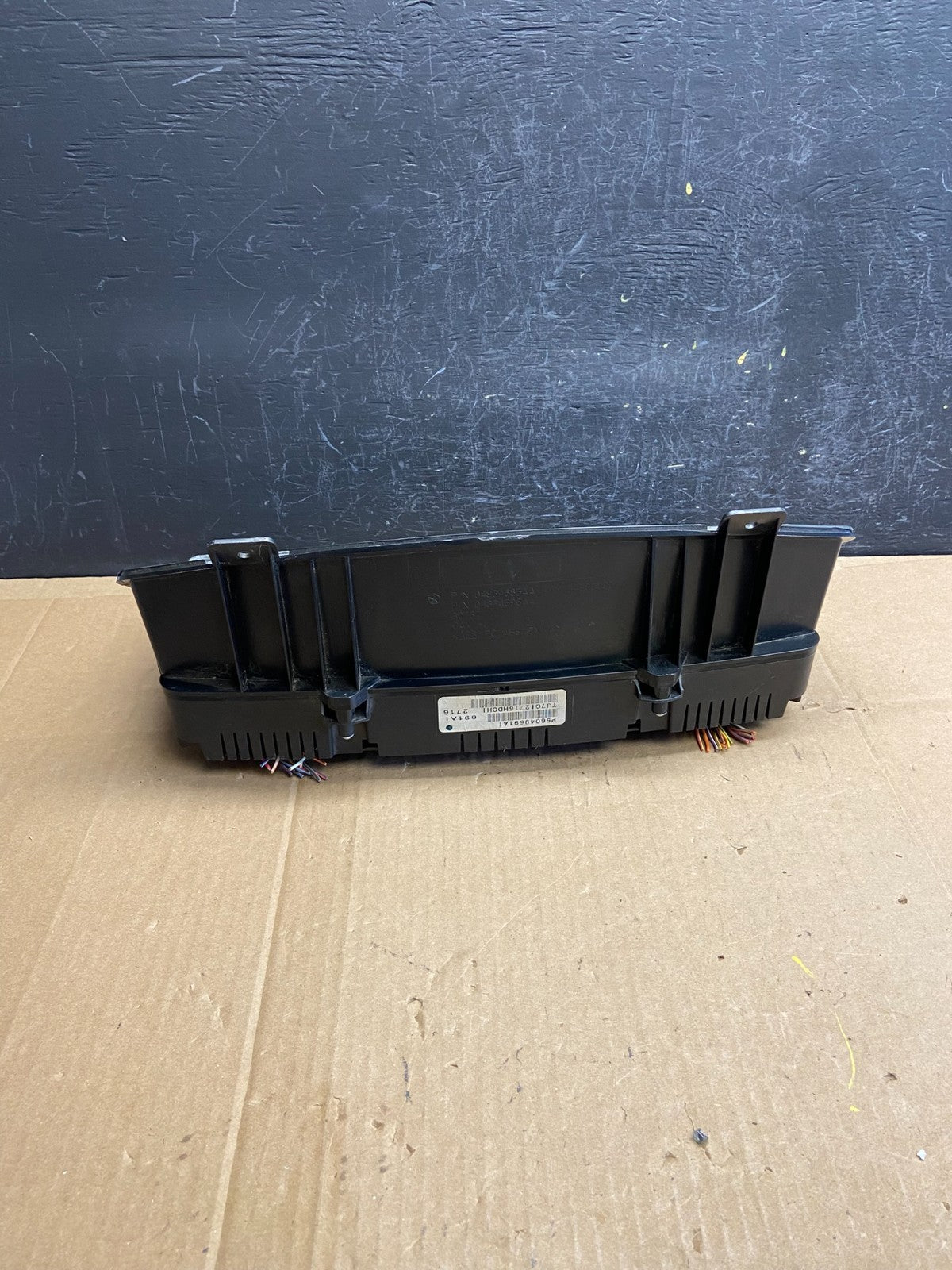2006 Dodge Durango Speedometer Instrument Cluster Gauge AD2154 DG4