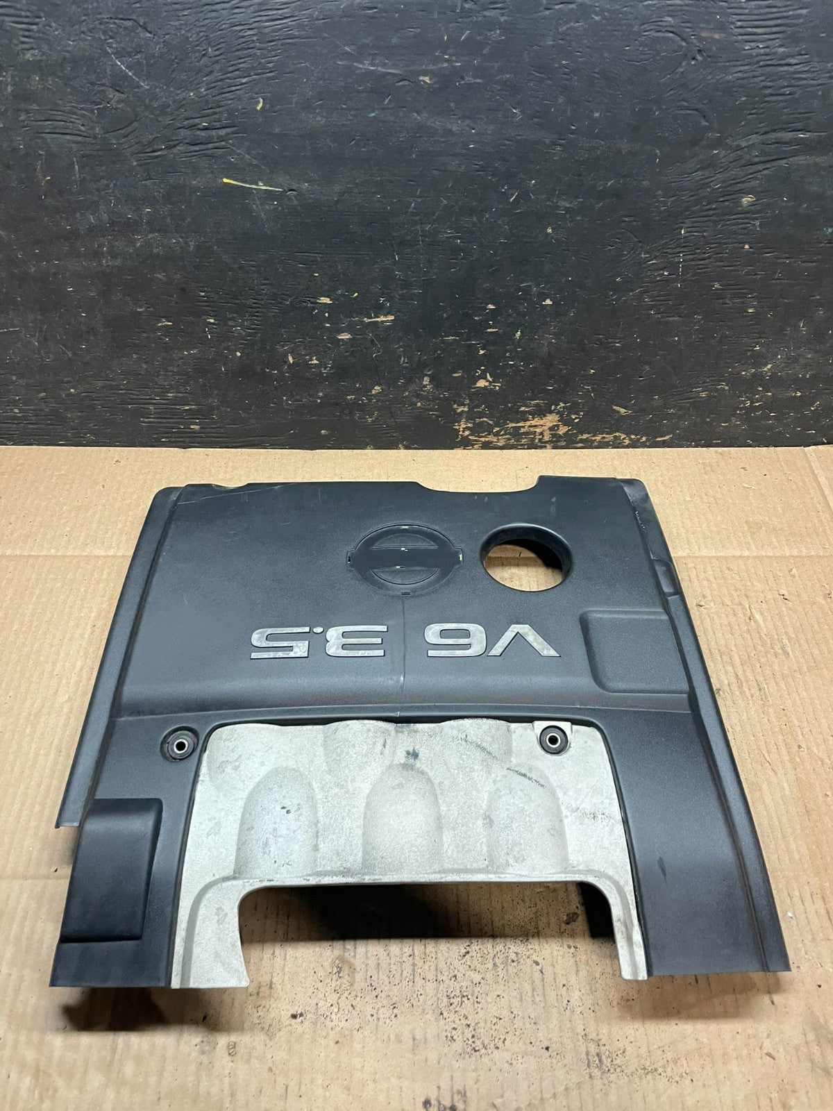 2004 to 2008 Nissan Maxima 3.5L Engine Cover T6597 DG1