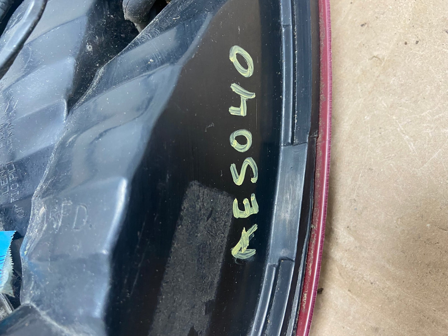 2004 2005 2006 2007 Ford Taurus Right Passenger Side Tail Light AE5040 LK7