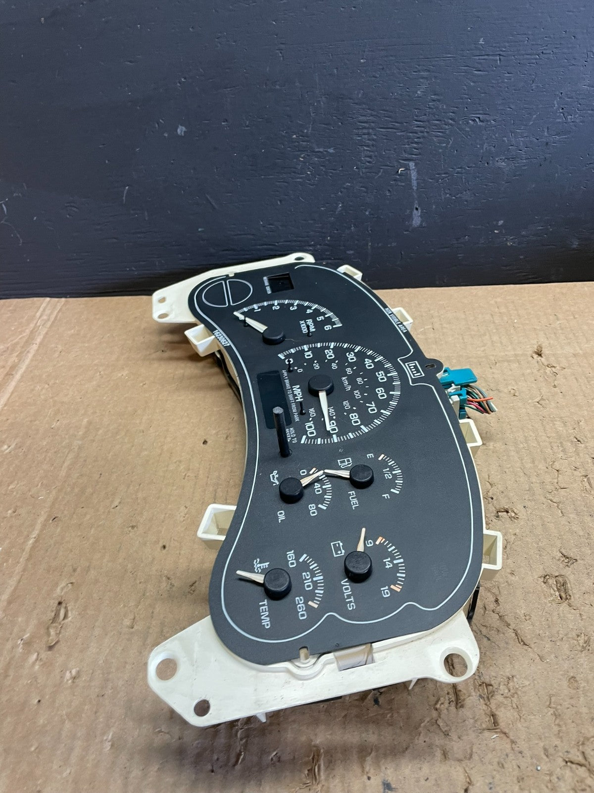 2002 GMC Yukon Speedometer Cluster Gauge Oem ab7546 DG4