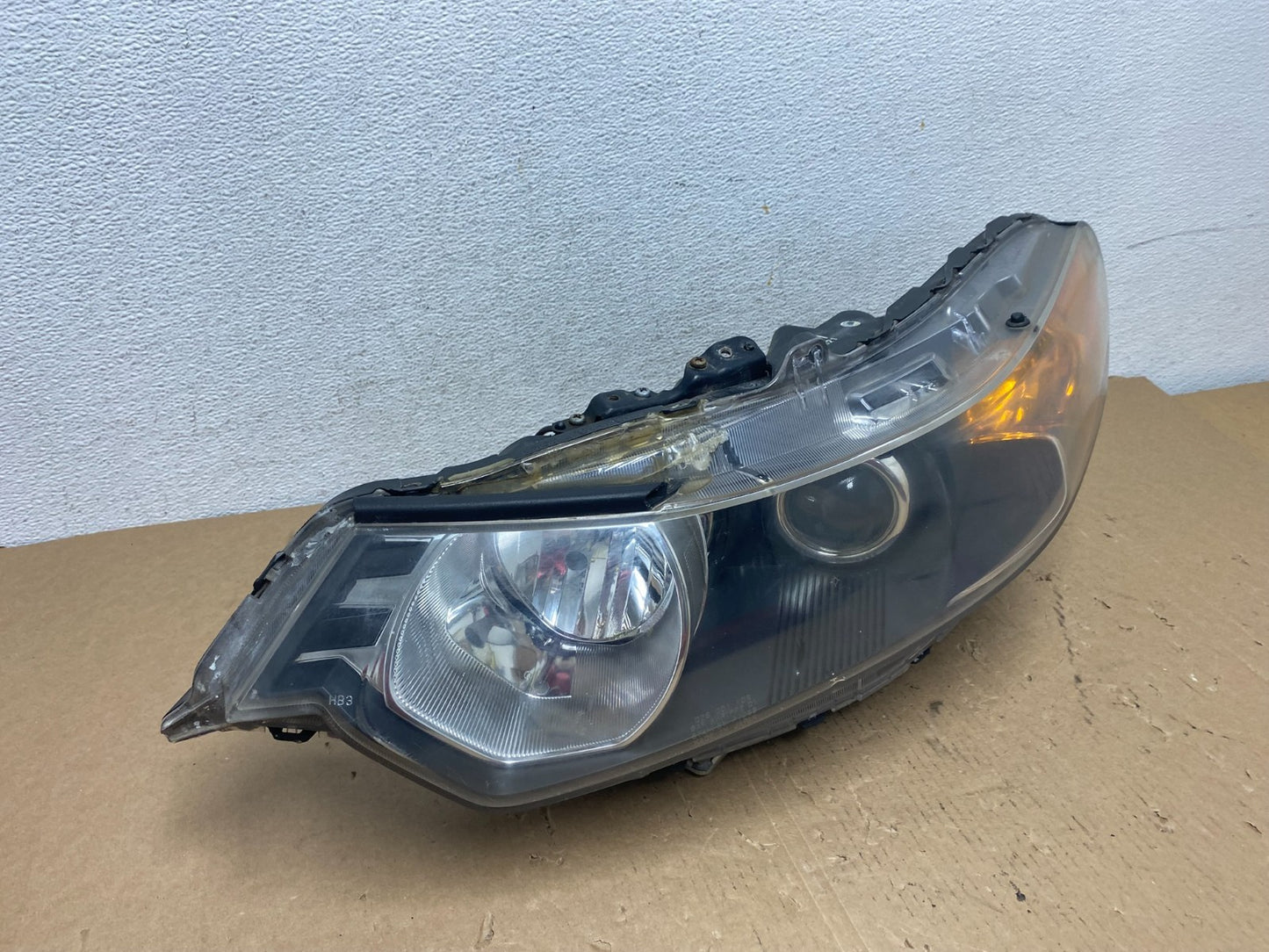 2009-2014 Acura TSX Left Driver LH Xenon HID Headlight AD8002 DW2