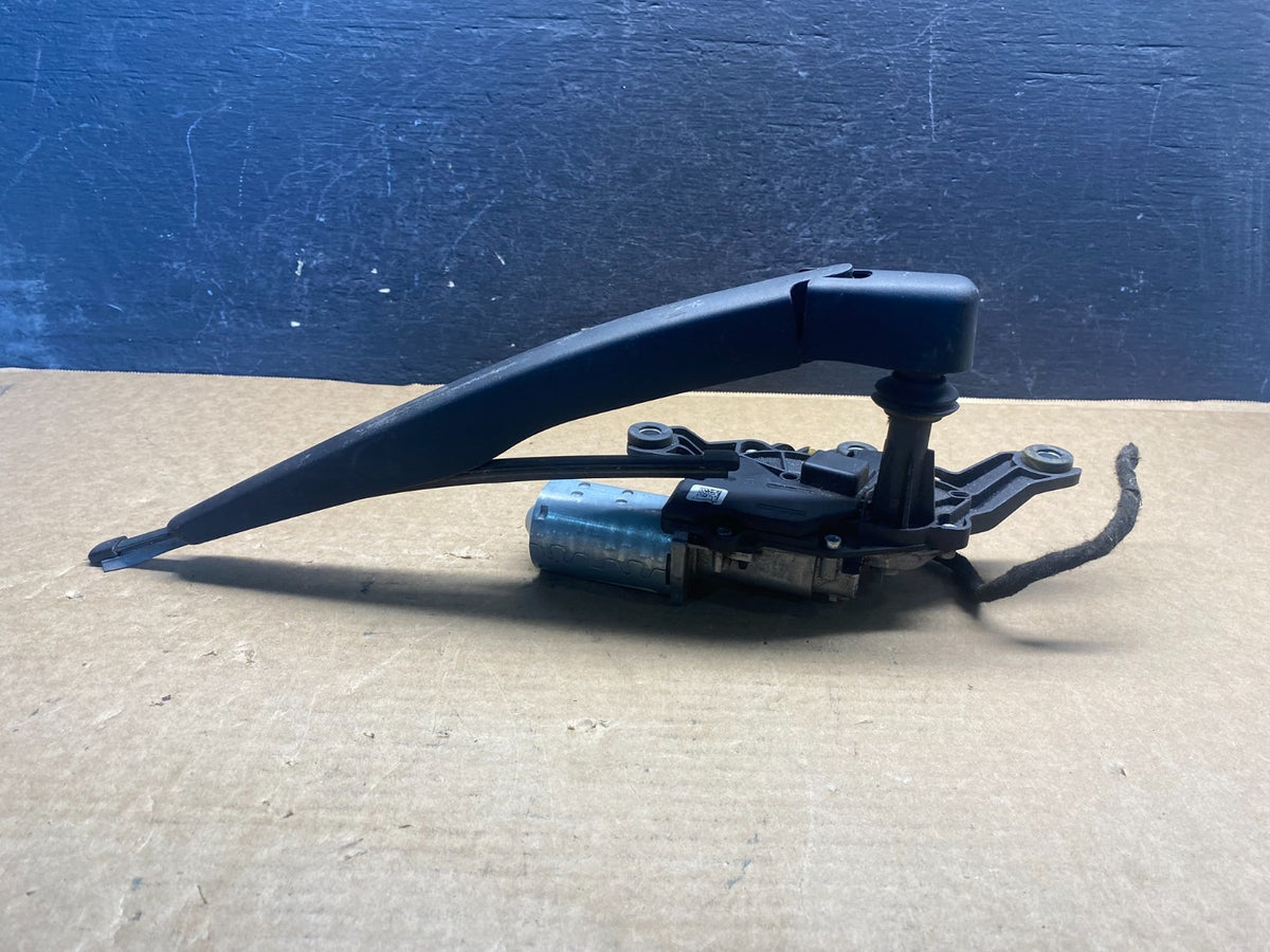 2020 to 2023 Ford Explorer Rear Windshield Wiper Motor af6592 DG3