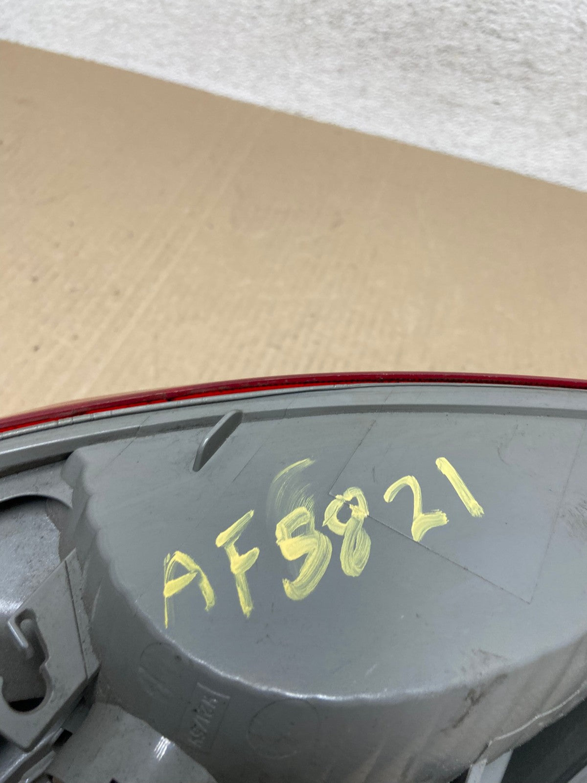 2008 to 2015 Nissan Rogue Left Driver Lh Side Tail Light AF5821 LK6