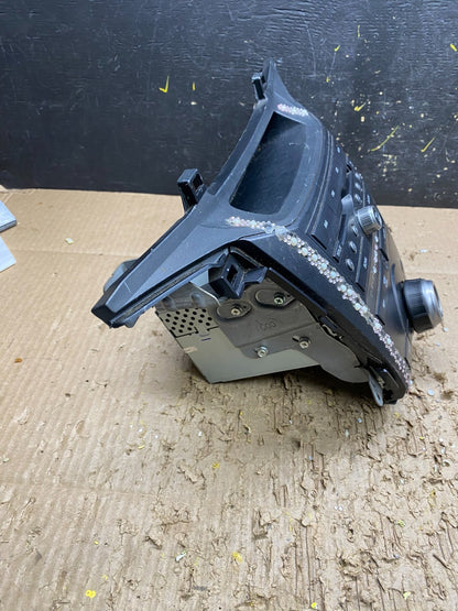 2011 to 2013 Honda Odyssey Radio AM/FM Control Panel V7668 DG5