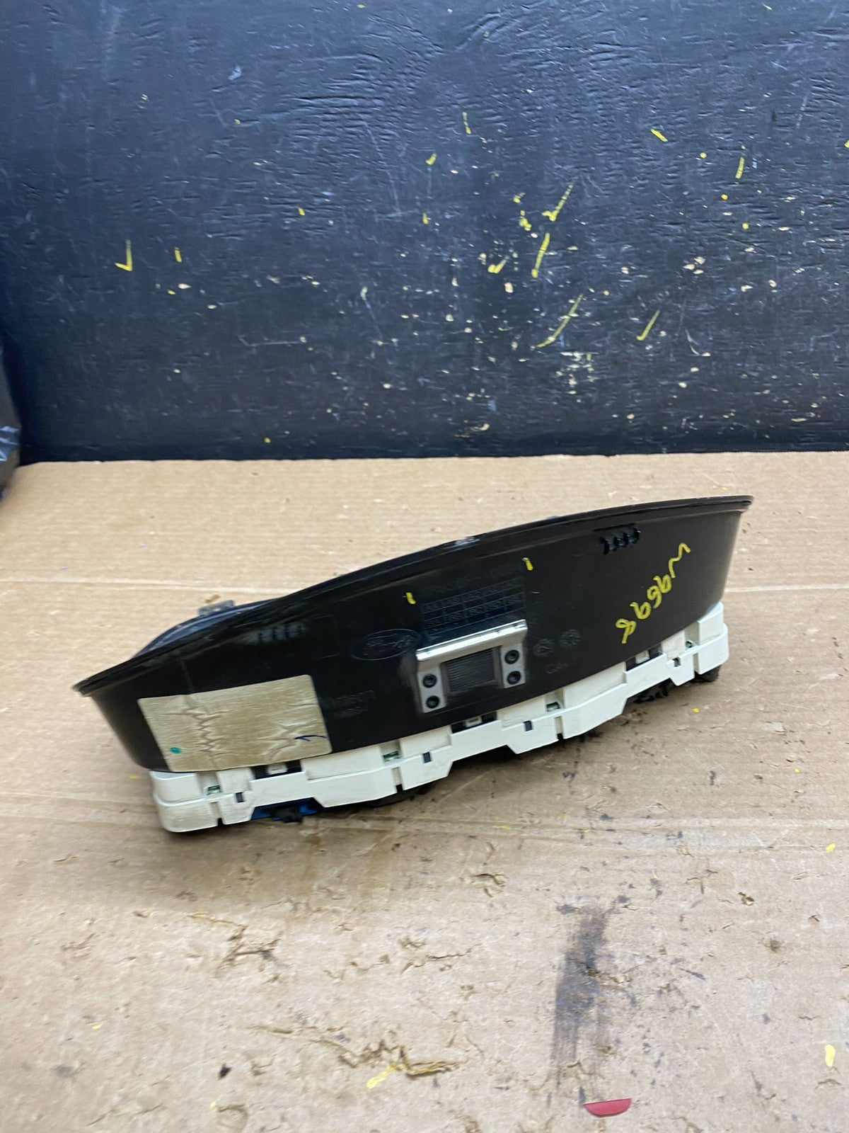 2011 to 2013 Ford Transit Connect Speedometer Gauge Cluster w9698 DG3
