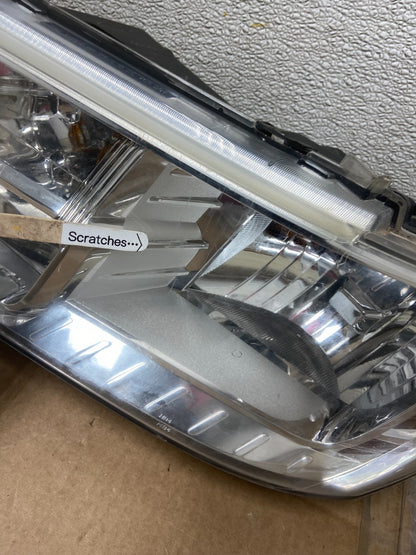 2009 to 2017 Dodge Journey Headlights Left+Right Set Halogen Y8793 DW4