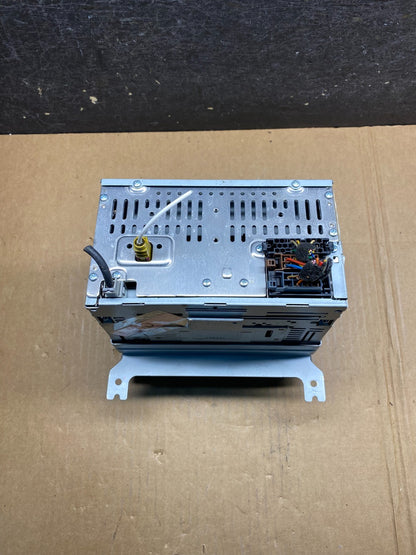 2007-2010 Hyundai Elantra Center Radio Climate Control Air Vent Bezel AI9686 DG5