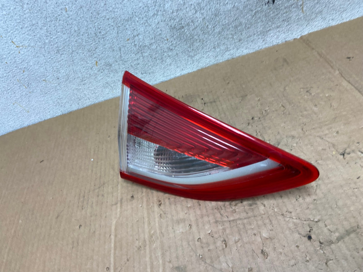 2013 to 2016 Ford Escape Left Driver LH Side Inner Tail Light AI5427 LK1