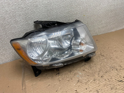 2011-2013 Jeep Grand Cherokee Right Passenger Halogen Headlight AA9550 DW2