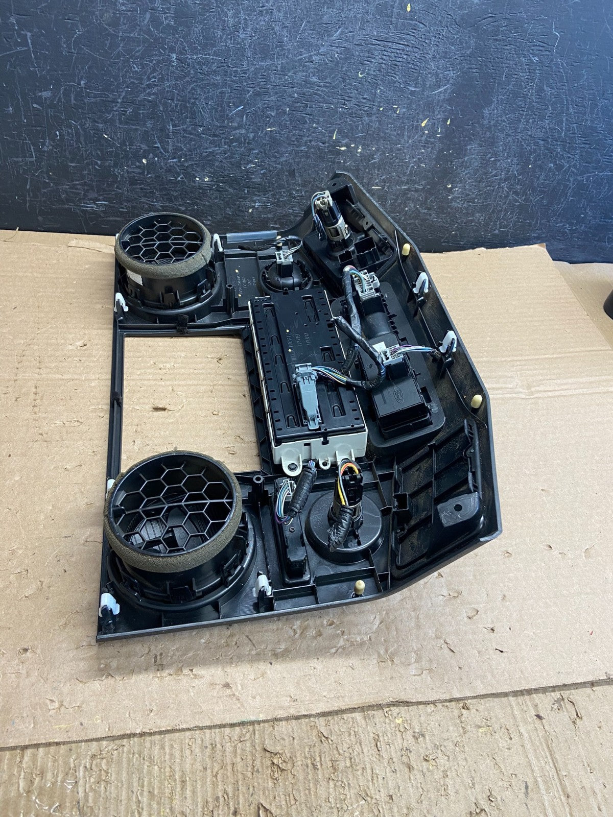 2008-2010 Ford F250 F350 Radio Climate Control Radio Dash Bezel Panel af2699 DG4