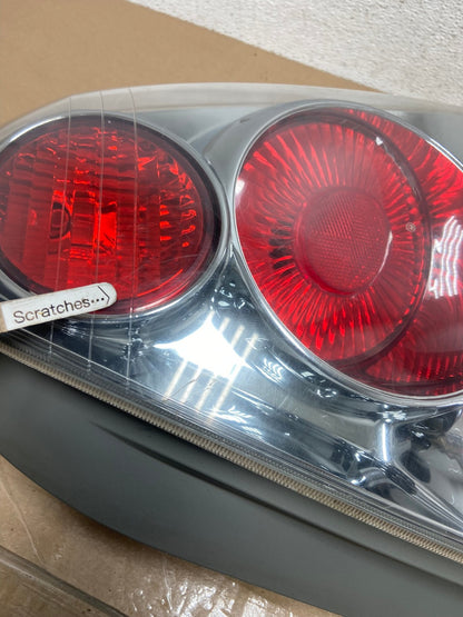 2005 to 2006 Nissan Altima Tail Light Right Passenger RH Side AE6689 LK3