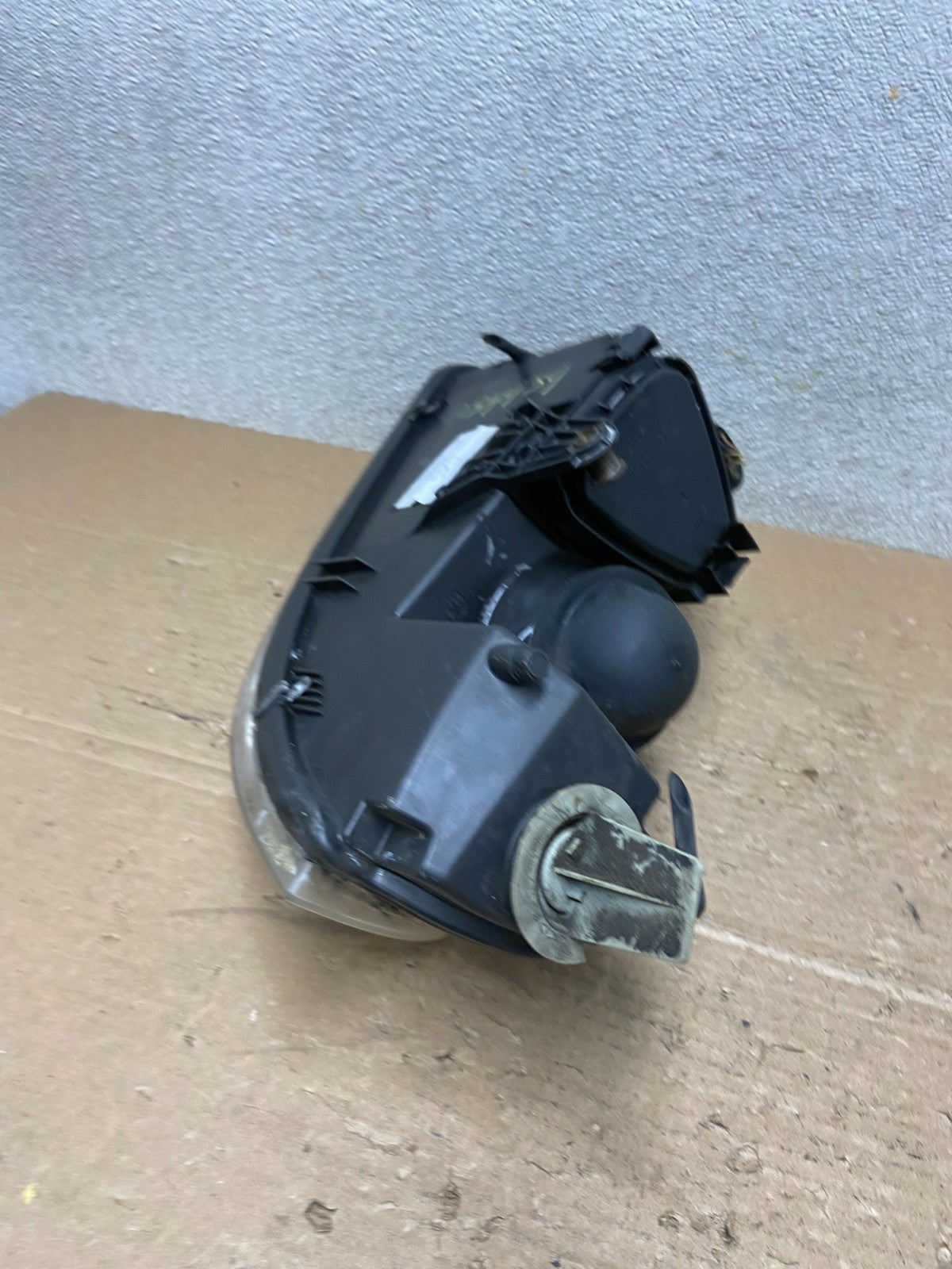 2001-2005 Volkswagen Passat Right RH Halogen Headlight Oem AB4939 DW5