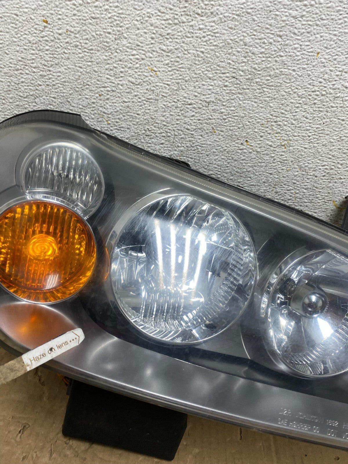 2002-2003 Nissan Maxima Right Passenger RH Headlight Xenon HID AI1312 DW4