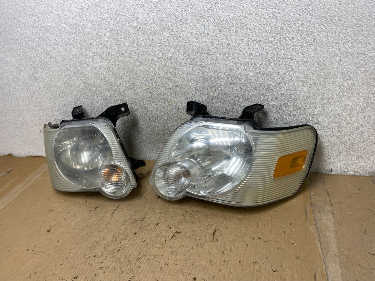 2006 2007 2008 2009 2010 Ford Explorer Left+Right Set Headlights AH2946 DW2
