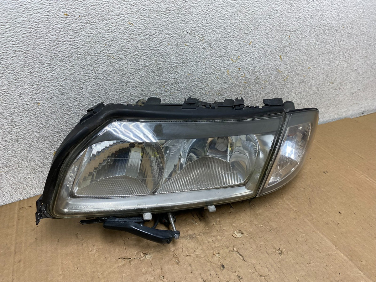 2004 2005 2006 Volvo S80 Left Driver LH Side Halogen Headlight AI9146 DW2