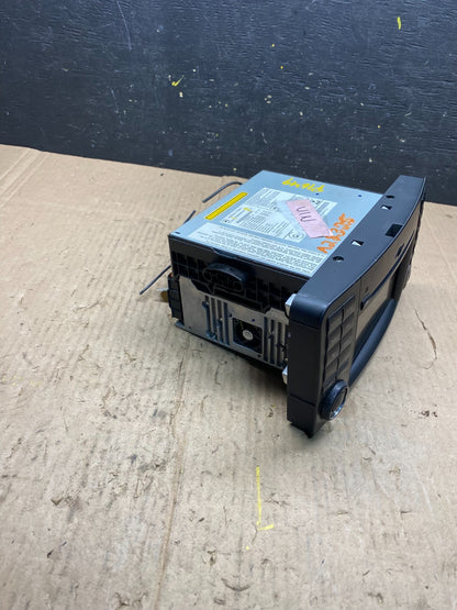 2006 to 2012 Mercedes ML350 GL450 Radio Navigation Screen Display P1649 R DG1
