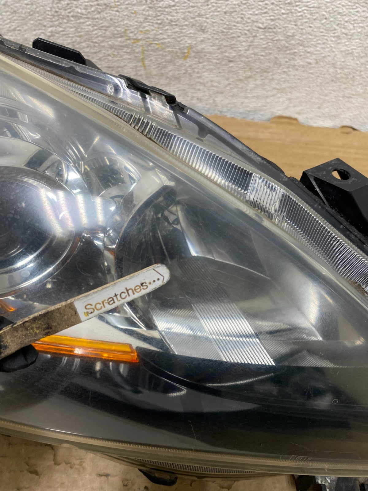 2010 - 2013 Mazda 3 Halogen Right Passenger Rh Side Headlight AH8385 DW4