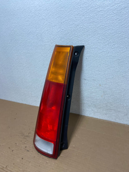 1997 1998 1999 2000 2001 Honda Crv Cr-v Left Driver Lh Tail Light AD4196 LK1