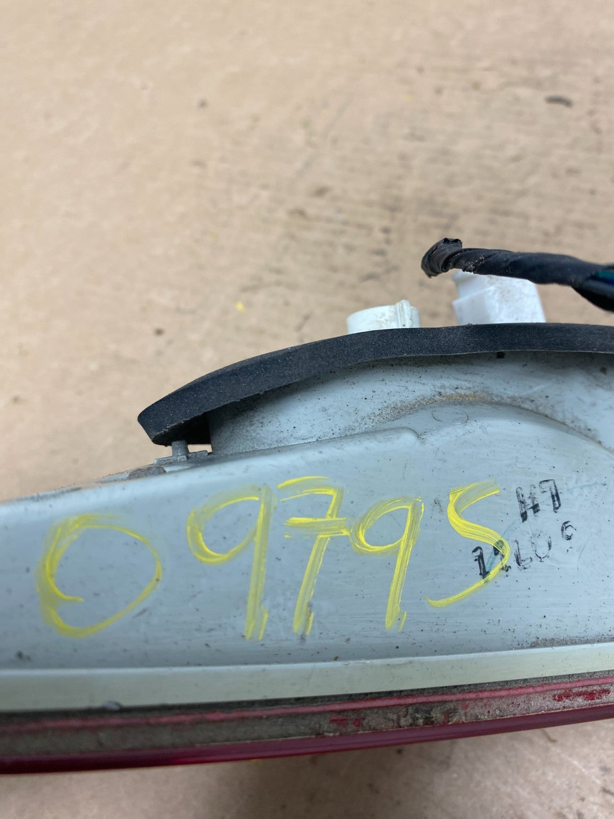 2011 2012 2013 2014 Hyundai Sonata Left Driver Inner Tail Light Oem O9795 DW5