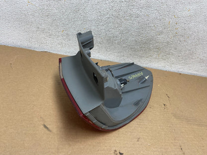 2005 2006 2007 Honda Odyssey Left Driver LH Side Tail Light AH4465 DW5
