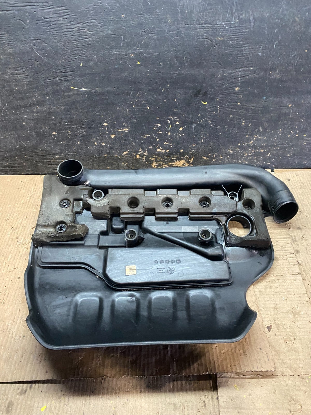 2013 to 2016 Dodge Dart 2.0L Engine Motor Cover Shield w6235 DG4