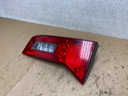 2007 2008 2009 Acura Rdx Right Passenger Side RH Inner Tail Light Oem X2546 DW1