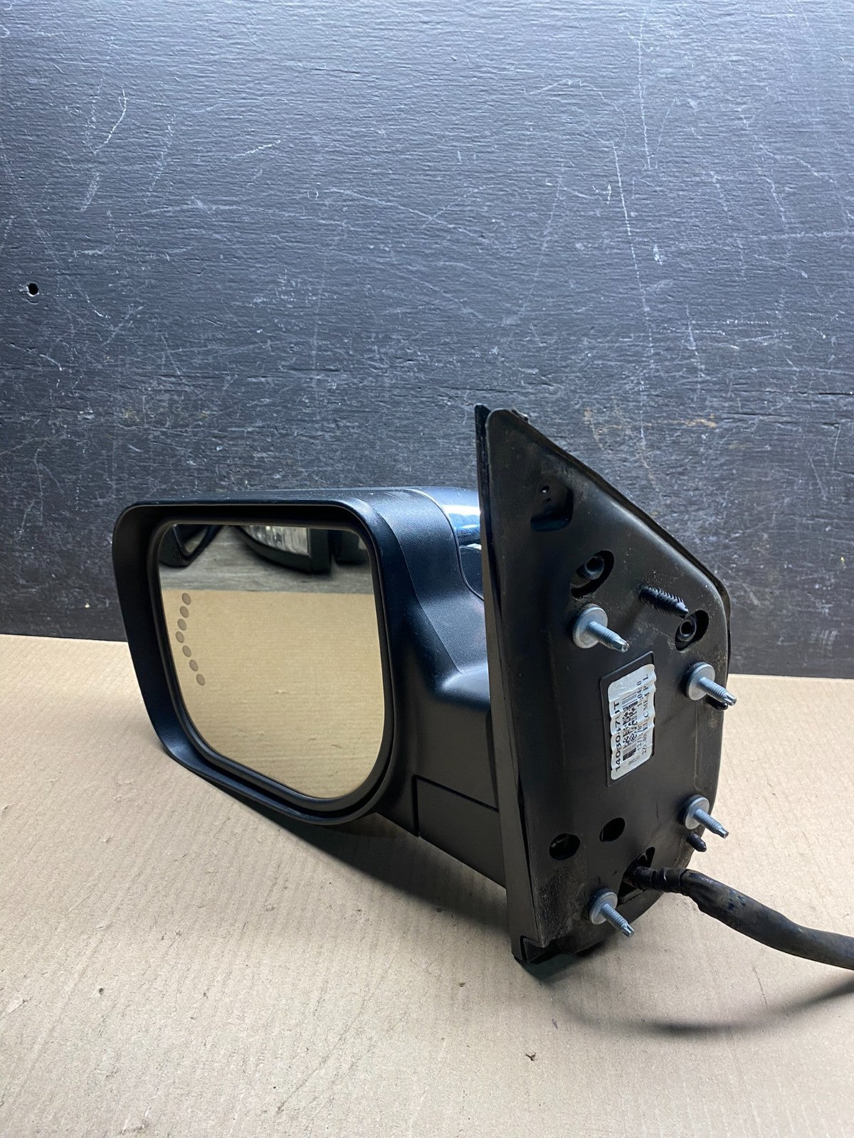 2004 to 2015 Nissan Armada Left Driver LH Turn Signal Door Mirror AI5354 DW9