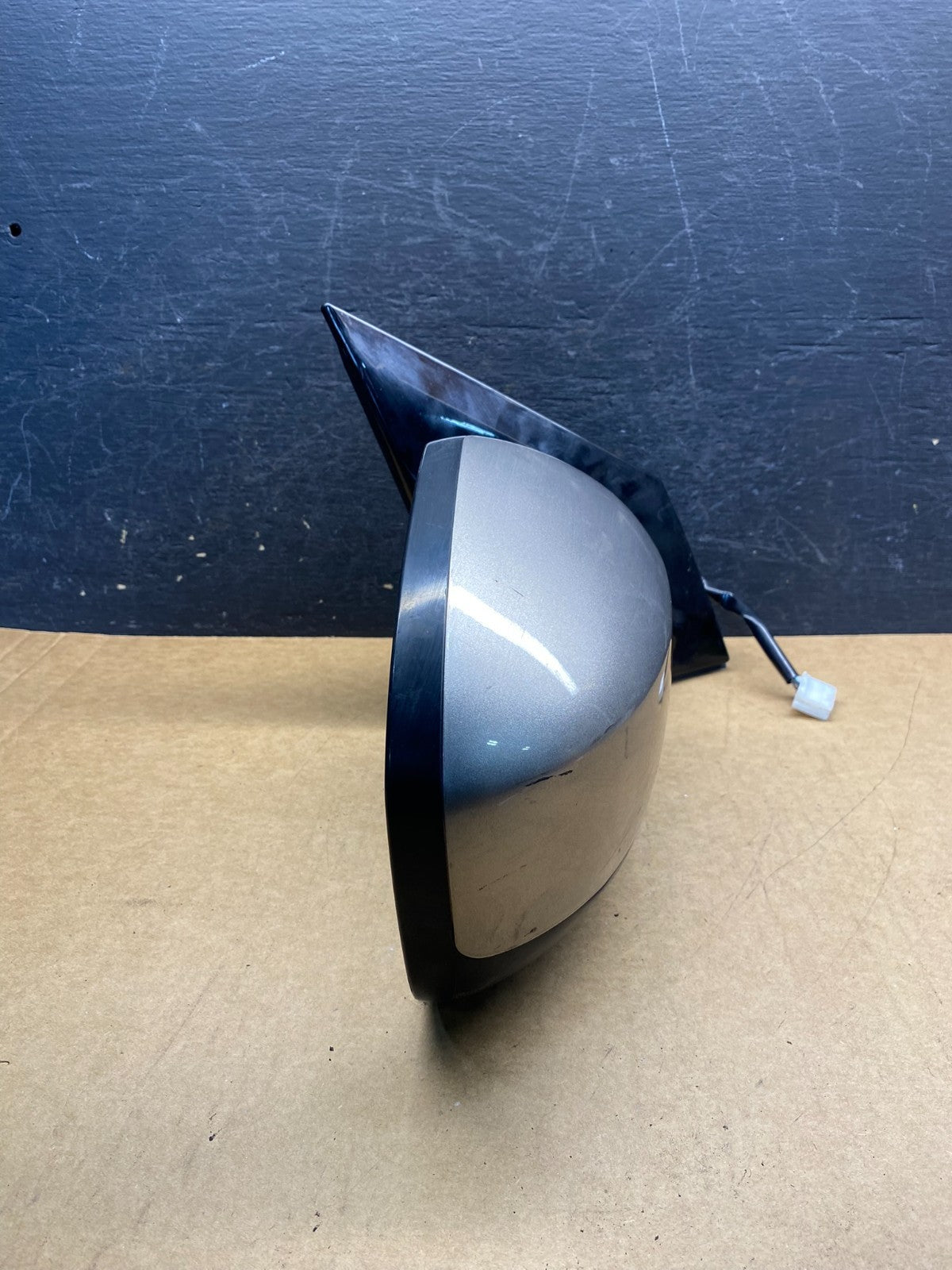 2009 to 2014 Nissan Murano Right Passenger Side View Door Mirror AH7067 DW11