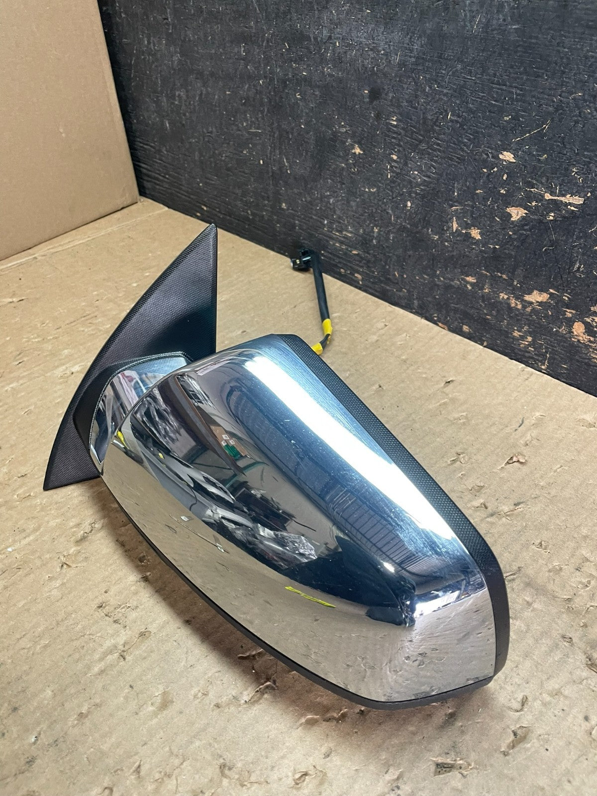 2010 to 2015 GMC Terrain Left Driver Lh Heated Chrome Door Mirror OEM Z3401 MS2