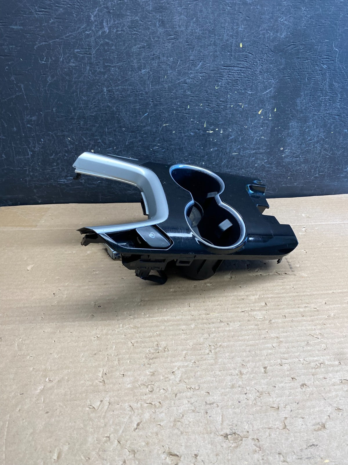 2013 to 2016 Ford Fusion Front Center Console Cup Holder Cupholder ag6233 DG1